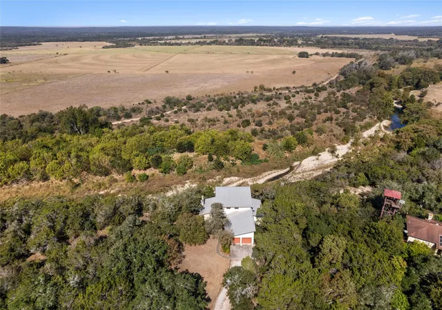 4th image of 212 Comanche Cp, Kyle, TX 78640 | MLS# 2054396