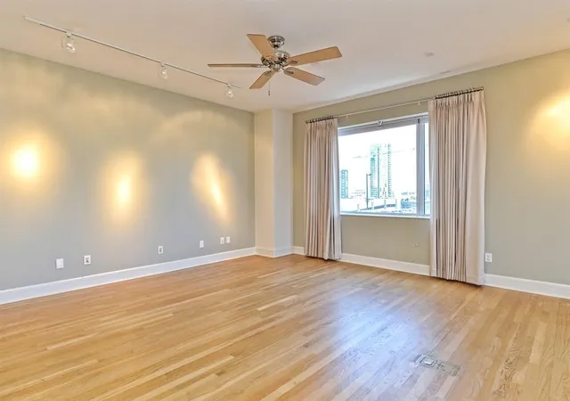 3rd image of 901 W 9Th St #508, Austin, TX 78703 | MLS# 4623415