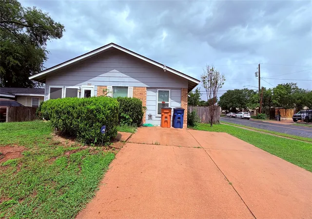 2nd image of 8404 Maine Dr, Austin, TX 78758 | MLS# 6202704
