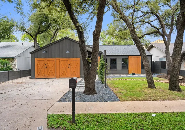 2nd image of 12223 Old Stage Trl, Austin, TX 78750 | MLS# 8680911