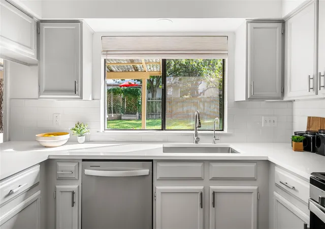 Photo 4 of Sale Pending at 11942 Bittern Holw, Austin, TX 78758 | MLS# 8721805 | Listing updated on 2026-10-05