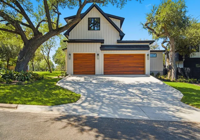 4th image of 2301 Westworth Cir, Austin, TX 78704 | MLS# 8794189