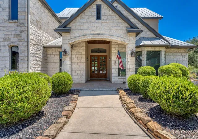 5th image of 185 Shimmering Shore Ct, Spring Branch, TX 78070 | MLS# 1544900