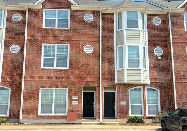 Photo 3 of Townhouse for sale at 1198 Jones Butler Rd #3011, College Station, TX 77840 | MLS# 7286043 | Listing updated on 2026-08-07