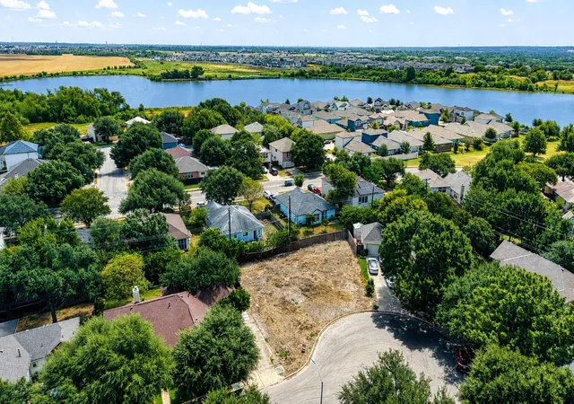 2nd image of 1717 Chalice Cv, Round Rock, TX 78665 | MLS# 5988424