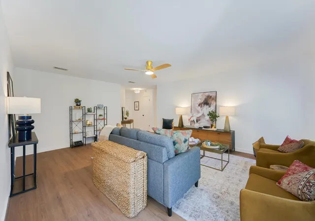 Photo 4 of Single family home for sale at 3211 Paisano Trl, Austin, TX 78745 | MLS# 1050657 | Listing updated on 2026-09-19