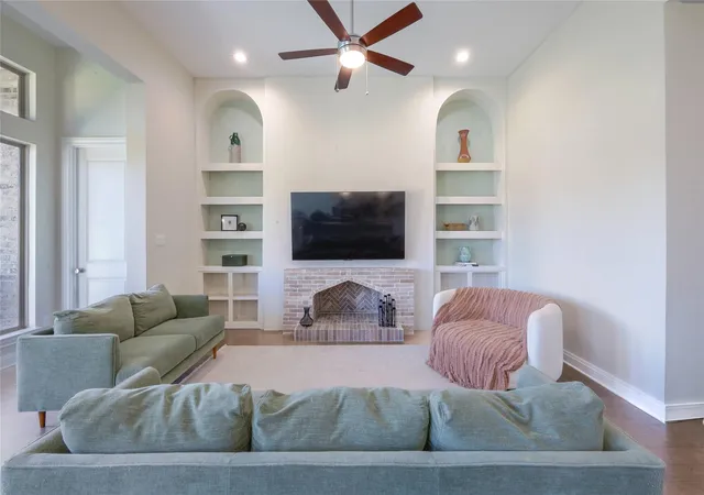 Photo 3 of Single family home for sale at 510 Prickly Poppy Loop, Kyle, TX 78640 | MLS# 6714920 | Listing updated on 2026-10-07