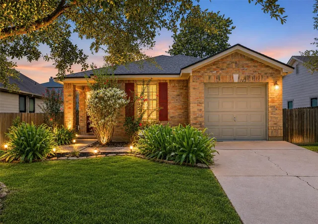 3rd image of 145 Myrtle St, Kyle, TX 78640 | MLS# 3148303
