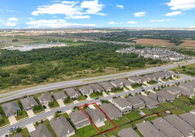 Photo 3 of Sale Pending at 262 Finstown St, Hutto, TX 78634 | MLS# 6505543 | Listing updated on 2026-08-24