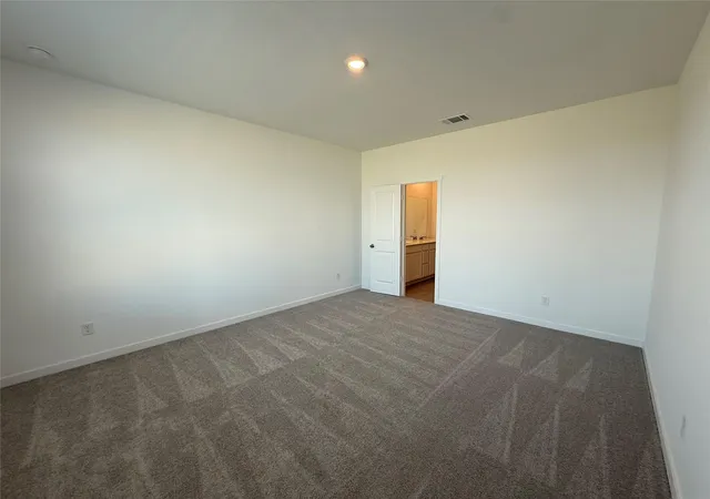 Photo 3 of Single family home for sale at 208 Giants Pass, Hutto, TX 78634 | MLS# 6613230 | Listing updated on 2026-09-18