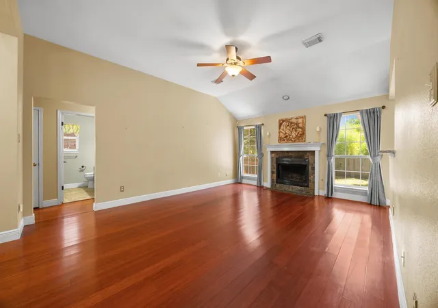 Photo 3 of Single family home for sale at 9123 Fainwood Ln, Austin, TX 78749 | MLS# 6314120 | Listing updated on 2026-08-28