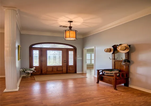 Photo 4 of Single family home for sale at 1456 N US Hwy 283, Brady, TX 76825 | MLS# 5737830 | Listing updated on 2026-08-19