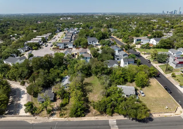 Photo 2 of Land for sale at 5005 Heflin Ln, Austin, TX 78721 | MLS# 9317227 | Listing updated on 2026-08-05