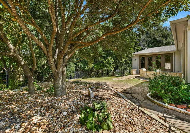 31st image of 516 Independence Creek Ln, Georgetown, TX 78633 | MLS# 7416229
