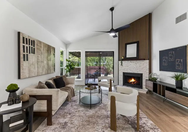 Photo 2 of Sale Pending at 8305 Fort Sumter Rd, Austin, TX 78745 | MLS# 8092985 | Listing updated on 2026-10-12