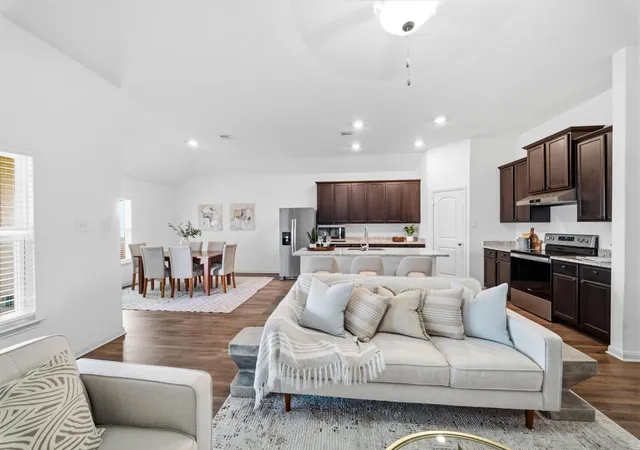 4th image of 19408 Andrew Jackson St, Manor, TX 78653 | MLS# 1467965