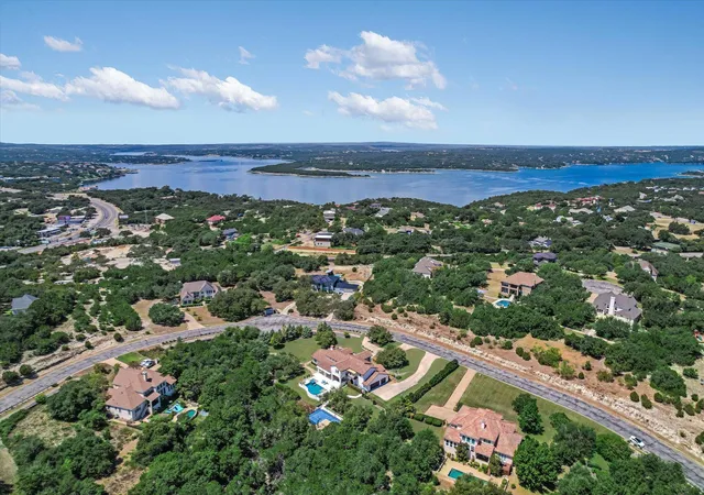 Photo 40 of Single family home for sale at 4127 Lago Viento Dr, Austin, TX 78734 | MLS# 7566890 | Listing updated on 2026-09-13