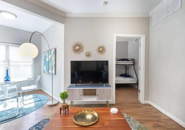 5th image of 2502 Leon St #315, Austin, TX 78705 | MLS# 9608703