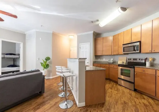 4th image of 2502 Leon St #209, Austin, TX 78705 | MLS# 6521880