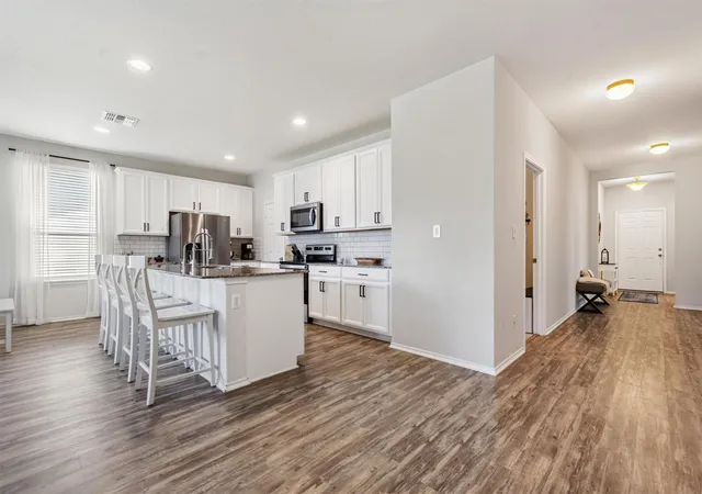Photo 3 of Single family home for sale at 120 Northern Harrier Ct, Leander, TX 78641 | MLS# 9765532 | Listing updated on 2026-08-22