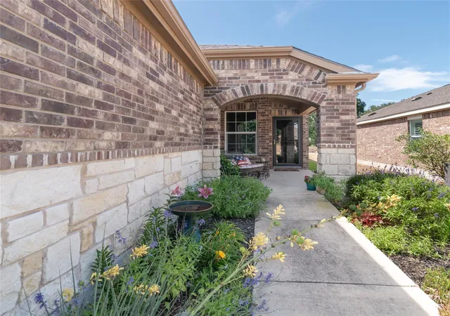 Photo 3 of Single family home for sale at 229 Hobby St, Georgetown, TX 78633 | MLS# 3525196 | Listing updated on 2026-10-06