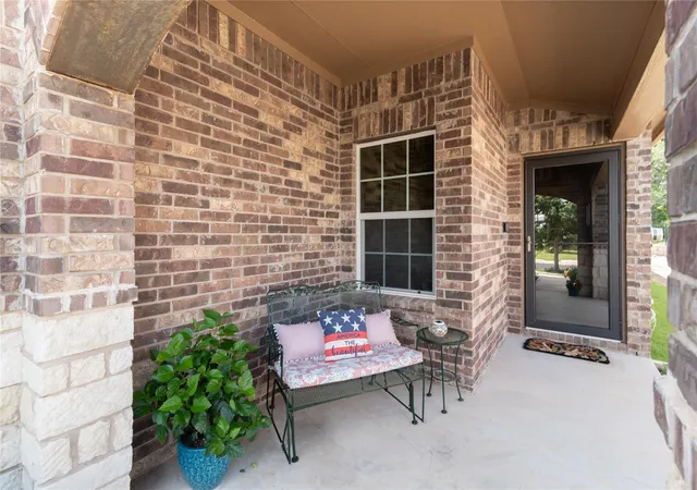 Photo 3 of Single family home for sale at 229 Hobby St, Georgetown, TX 78633 | MLS# 3525196 | Listing updated on 2026-10-06