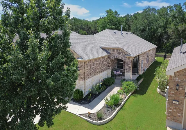 Photo 4 of Single family home for sale at 229 Hobby St, Georgetown, TX 78633 | MLS# 3525196 | Listing updated on 2026-10-06