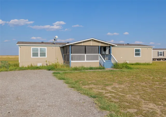 Photo 3 of Manufactured home for sale at 2877 County Rd 463, Elgin, TX 78621 | MLS# 8748959 | Listing updated on 2026-08-07