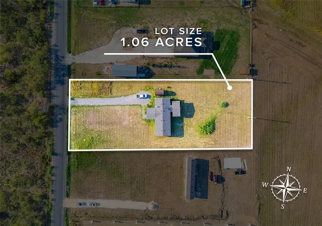Photo 4 of Manufactured home for sale at 2877 County Rd 463, Elgin, TX 78621 | MLS# 8748959 | Listing updated on 2026-08-07