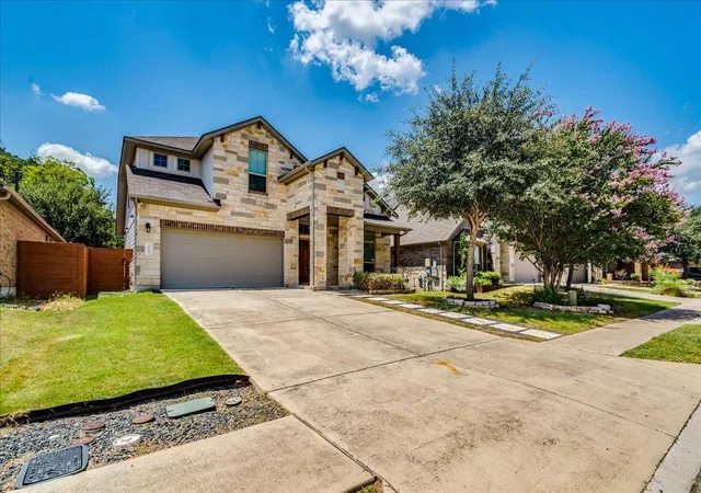 Photo 4 of Single family home for sale at 2005 Garretts Way, Manchaca, TX 78652 | MLS# 5699894 | Listing updated on 2026-09-21