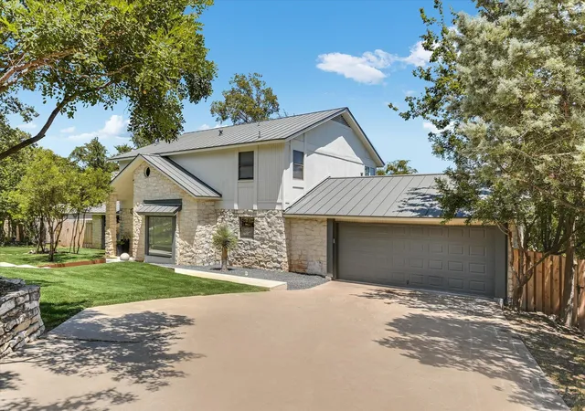 Photo 2 of Single family home for sale at 1923 Cypress Pt W, Austin, TX 78746 | MLS# 6873400 | Listing updated on 2026-09-17