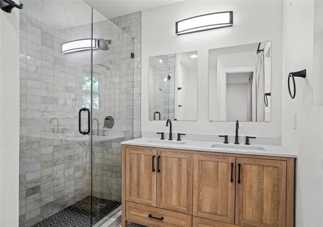 Photo 3 of Single family home for sale at 2400 Broken Oak Dr, Austin, TX 78745 | MLS# 4672068 | Listing updated on 2026-10-02