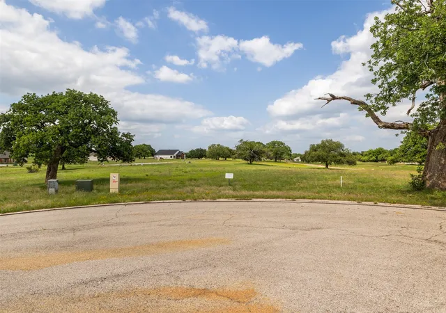 3rd image of 54 Pryor Pl Pryor Pl Ct, Kingsland, TX 78639 | MLS# 8685073