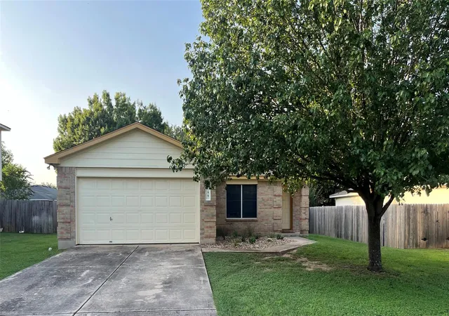 Photo 1 of Single family home for sale at 199 Tristans Way, Buda, TX 78610 | MLS# 7505054 | Listing updated on 2026-10-07