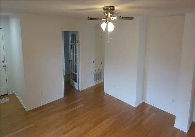 Photo 3 of Single family home for sale at 199 Tristans Way, Buda, TX 78610 | MLS# 7505054 | Listing updated on 2026-10-07