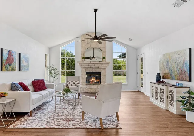 Photo 1 of Single family home for sale at 207 Meadow Oaks Dr, Dripping Springs, TX 78620 | MLS# 9323518 | Listing updated on 2026-09-15