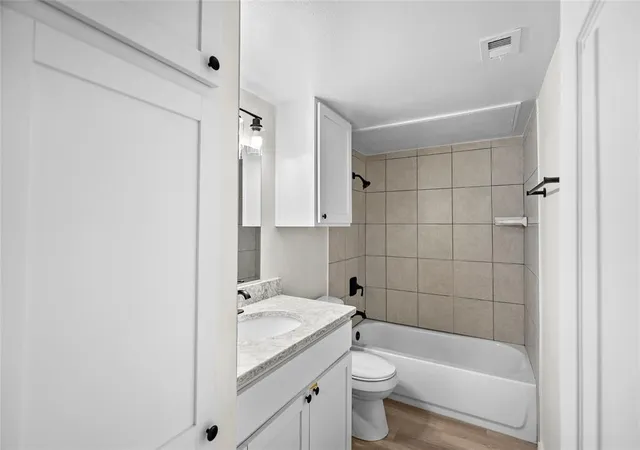 5th image of 3819 Southway Dr #120, Austin, TX 78704 | MLS# 5449401