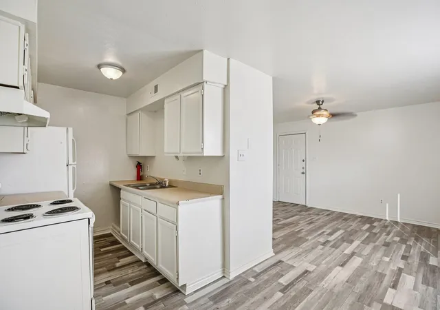 Photo 3 of Multi family home for sale at 2812 Cypress Bnd Cir, Bryan, TX 77801 | MLS# 7996755 | Listing updated on 2026-08-06