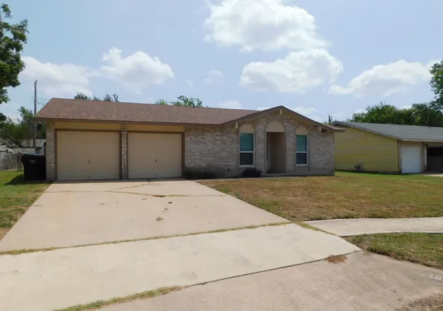 1st image of 1902 Aberdeen Dr, Round Rock, TX 78664 | MLS# 9991608