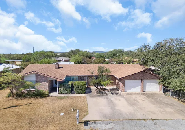 1st image of 2025 Forest Trl, Kingsland, TX 78639 | MLS# 5967615