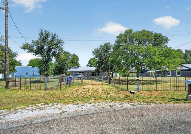 3rd image of 231 Deer Dr, Sunrise Beach, TX 78643 | MLS# 4780857