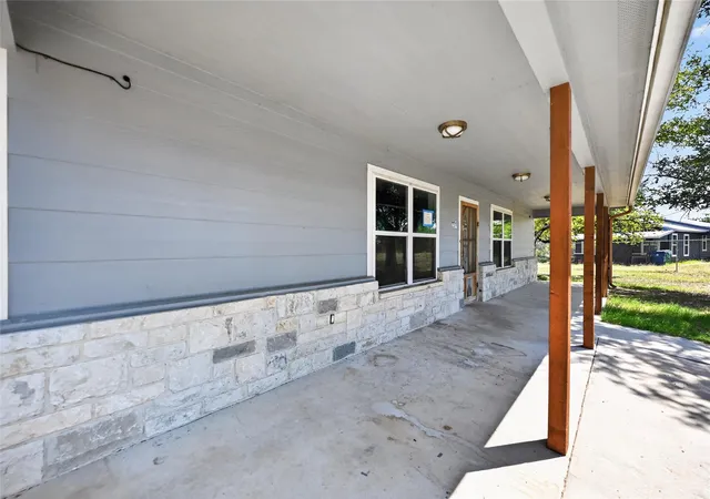4th image of 231 Deer Dr, Sunrise Beach, TX 78643 | MLS# 4780857