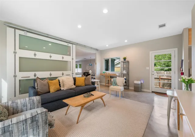 Photo 1 of Single family home for sale at 1404 Justin Ln #1, Austin, TX 78757 | MLS# 1948685 | Listing updated on 2026-10-21