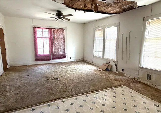 5th image of 119 Pine St, Luling, TX 78648 | MLS# 6710720