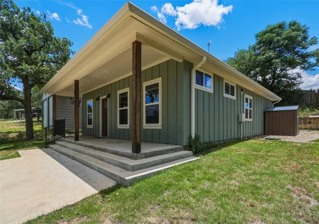 Photo 1 of Single family home for sale at 1626 Cree Trl, Kingsland, TX 78639 | MLS# 9276664 | Listing updated on 2026-08-29