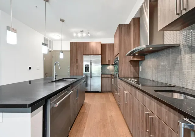 3rd image of 3600 S Lamar Blvd #213, Austin, TX 78704 | MLS# 9312744