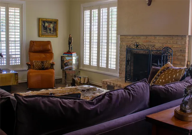 4th image of 405 Frederick Rd, Fredericksburg, TX 78624 | MLS# 6531599