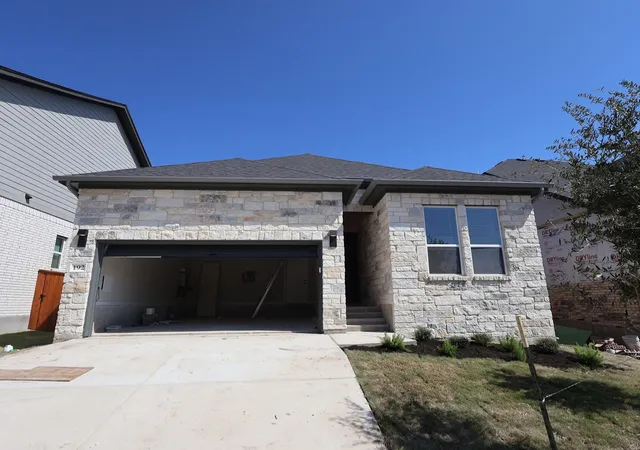 Photo 1 of Single family home for sale at 192 Bishop Wood Rd, Dripping Springs, TX 78620 | MLS# 2007017 | Listing updated on 2026-09-14
