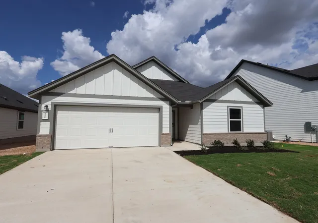 Photo 2 of Single family home for sale at 4600 Lava Is Dr, Austin, TX 78747 | MLS# 8372323 | Listing updated on 2026-10-14