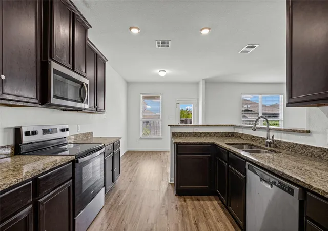 4th image of 19812 Hubert R Humphrey Rd, Manor, TX 78653 | MLS# 5233281